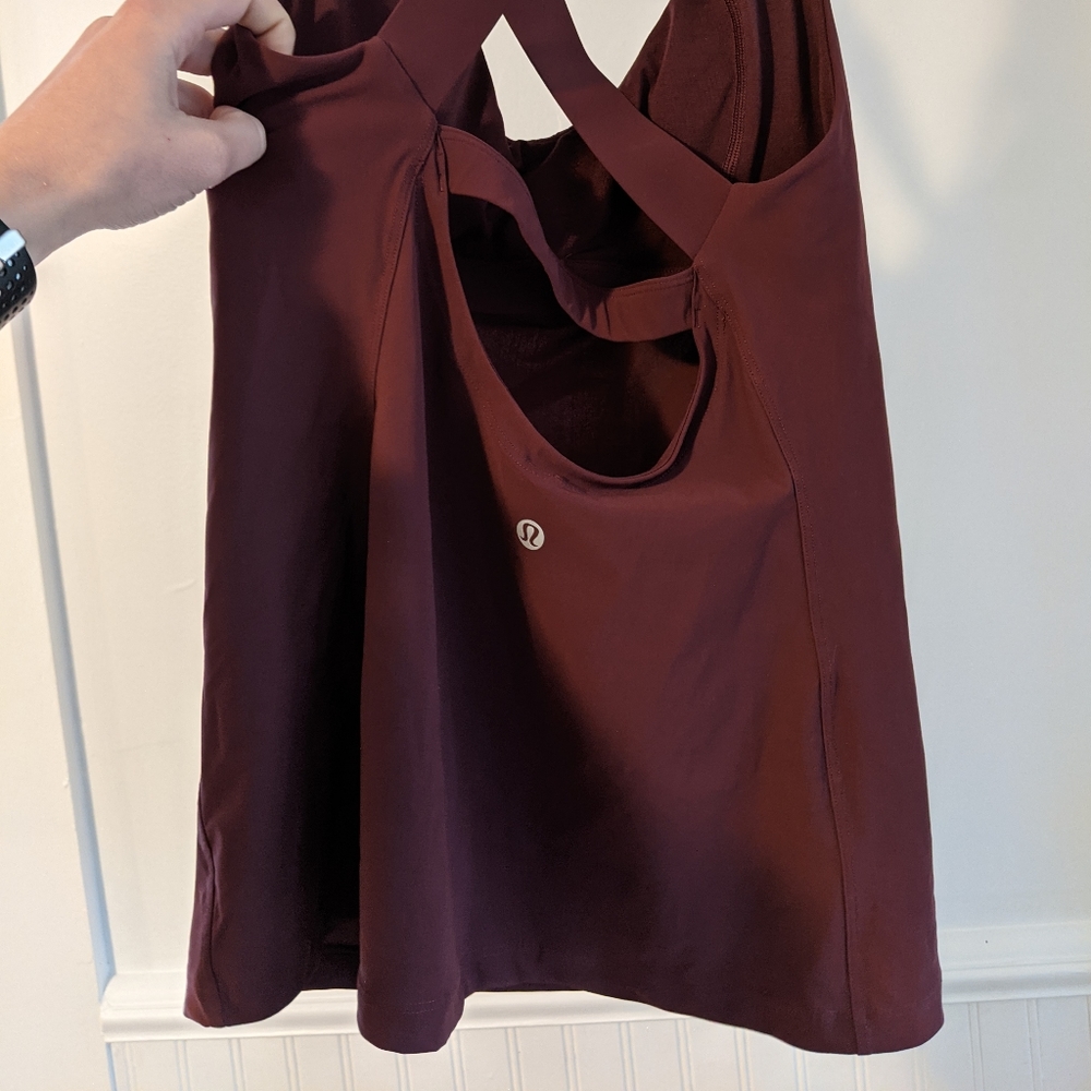 Lululemon purple tank